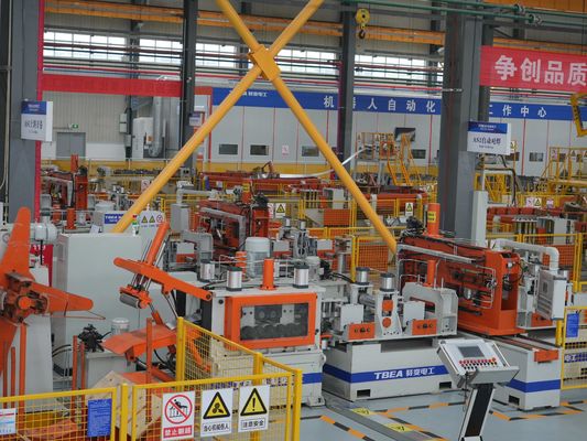 kupować Automatyczna maszyna do tworzenia rolki z uchwytem tunelu 100-150 sztuk/godzinę online manufacture