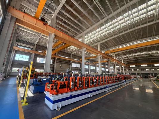 Automatyczna maszyna do formowania rolek do montażu słonecznego PV z sterowaniem PLC